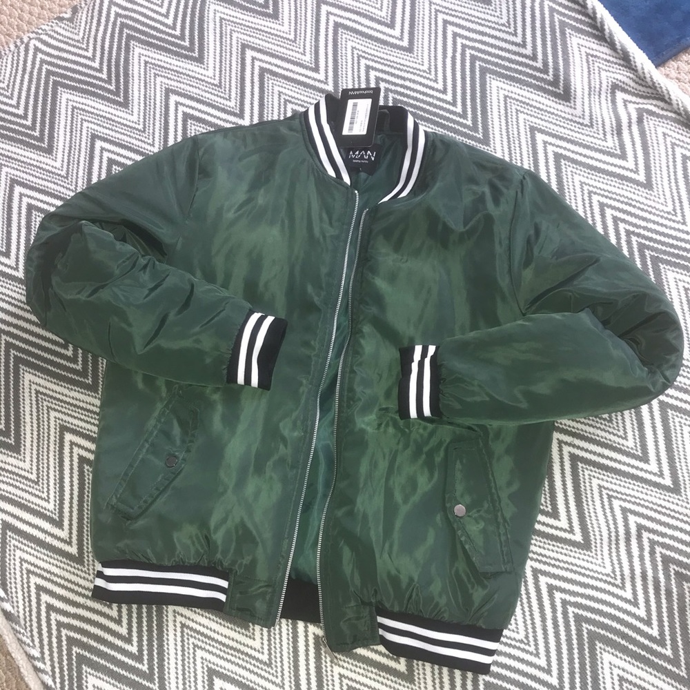 Modern fit Bomber Jacket